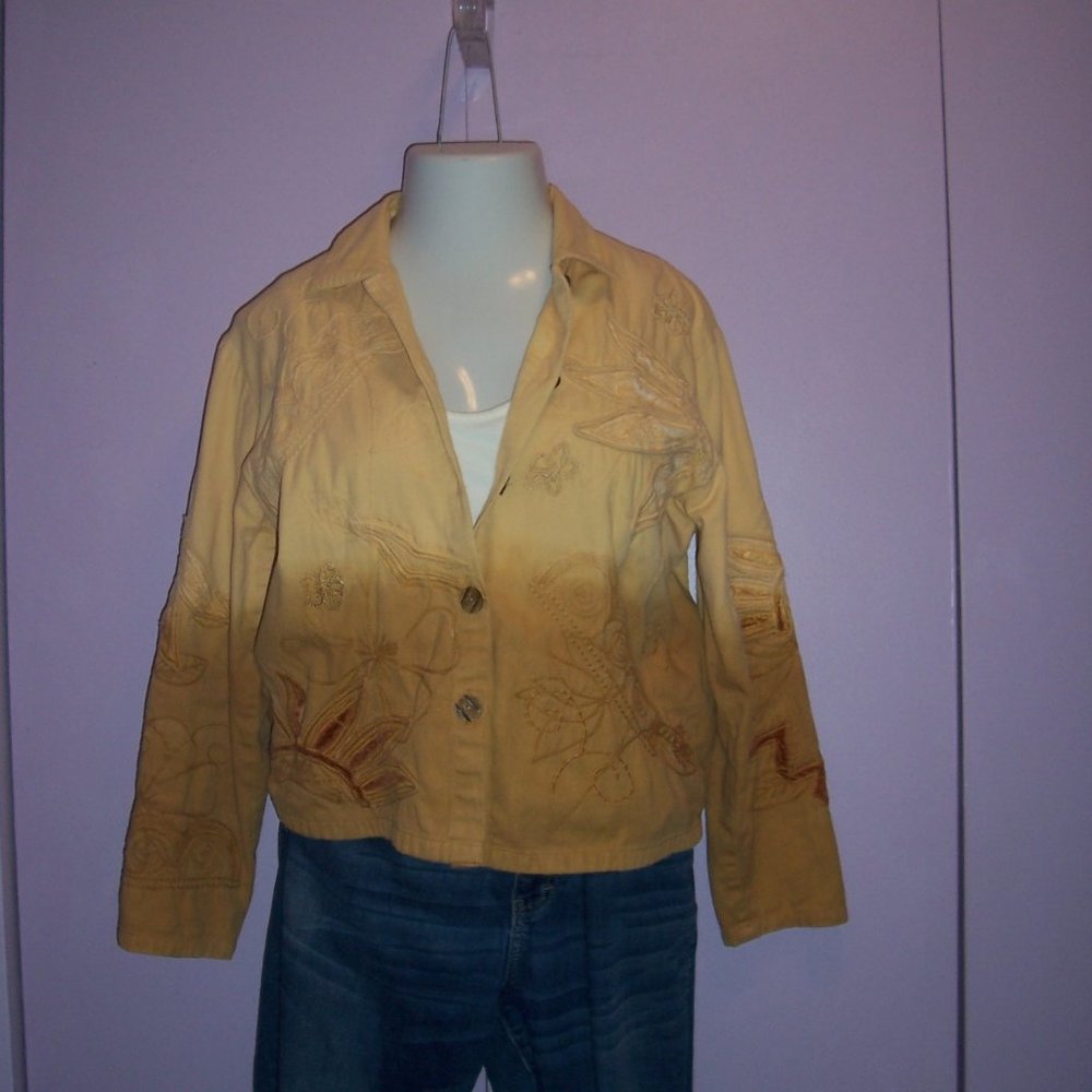 West End Woman's Embroidered Jacket Large